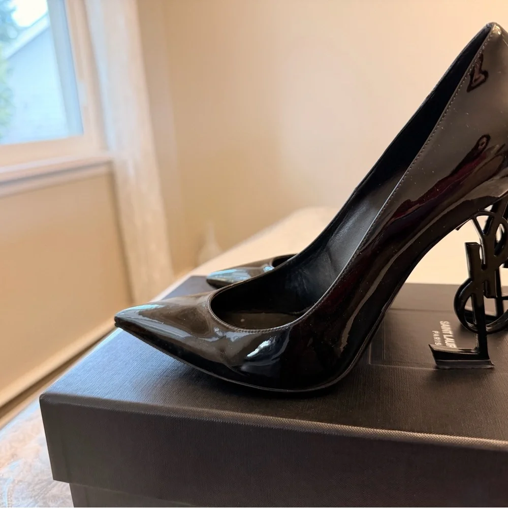 Saint Laurent Glossy Black Heels with Logo Detail - Picture 3 of 8